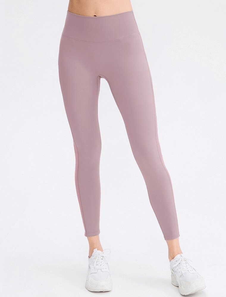 Sporty seamless women's high-waist leggings SF0153, full-length, pink color, perfect for yoga, flexible nylon-spandex blend.